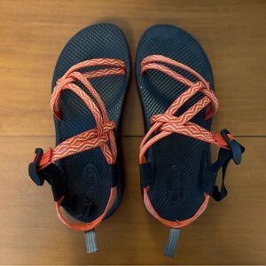 Chaco | Size 5 Sandals - Black and Orange